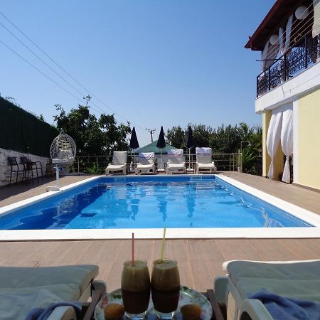 Villa Cato Sarandë エクステリア 写真