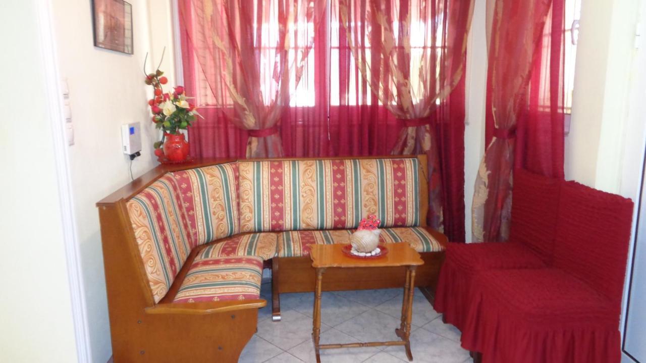 Villa Cato Sarandë エクステリア 写真