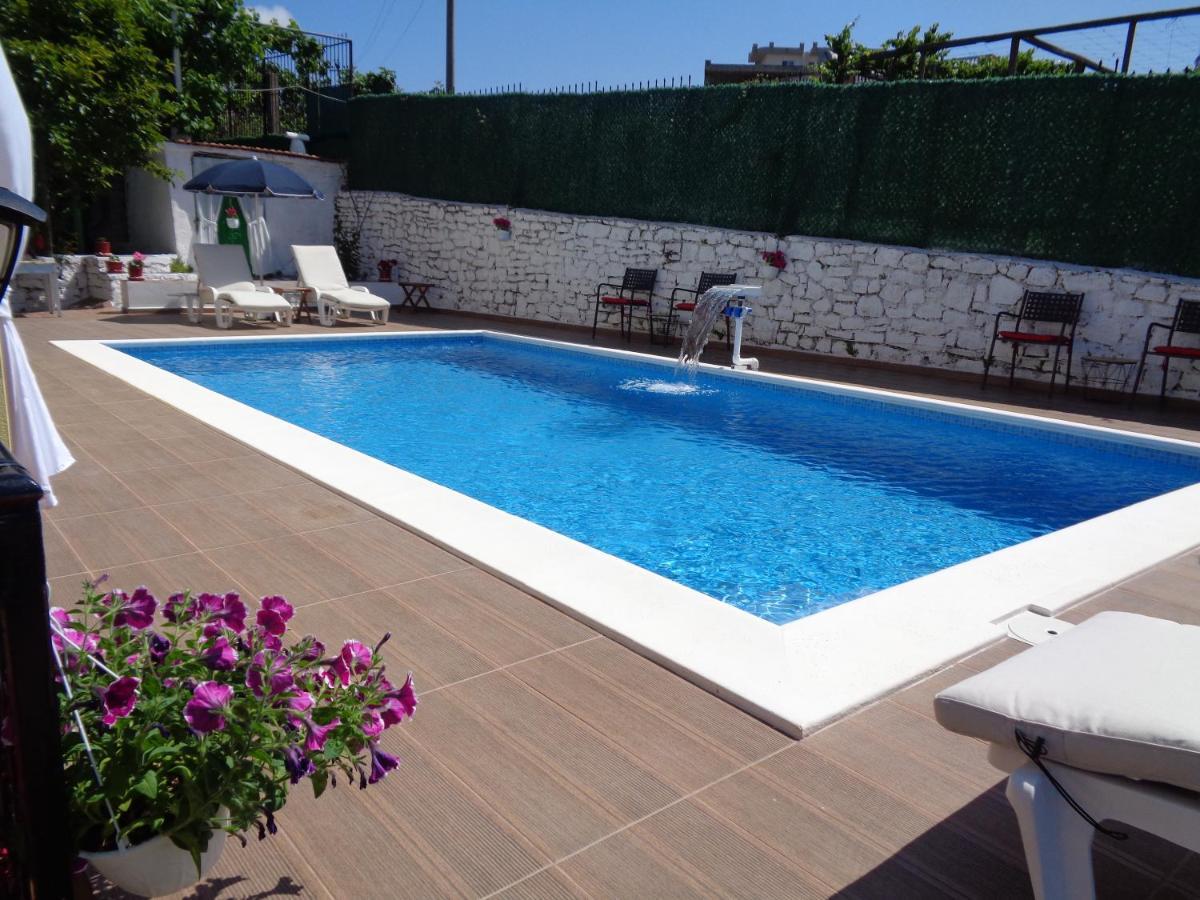 Villa Cato Sarandë エクステリア 写真